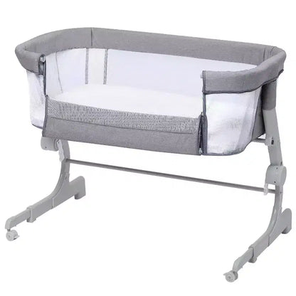 Culla per neonati, Spondina regolabile con lati in rete, Materasso, Borsa portaoggetti e Ruote, Culla da affiancare al letto per neonati, Grigio
